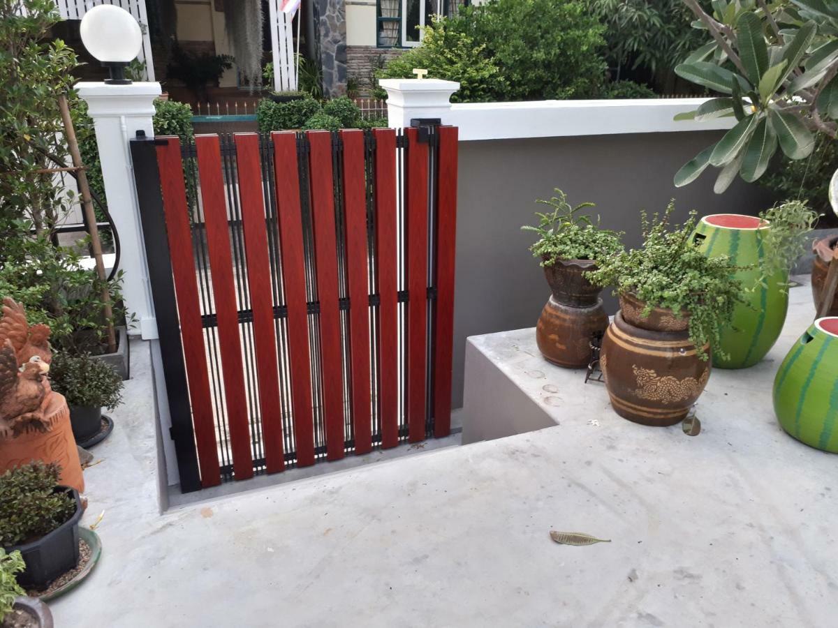 Baan Lita Aparthotel Phimai Bagian luar foto